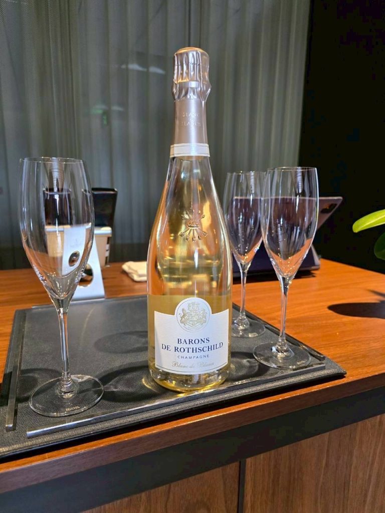 シャンパーニュ・バロン・ド・ロスチャイルド・ブラン・ド・ブランで乾杯♪
