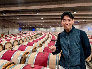 オーパス・ワンといえばこの圧倒される樽熟成庫